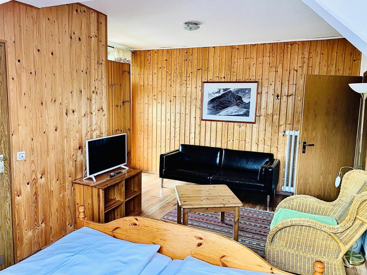 Gaestehaus Hohe Tannen Garmisch-Partenkirchen Bagian luar foto